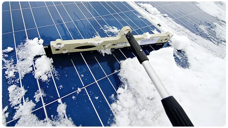 Nettoyage de systèmes solaires à-Coatreven